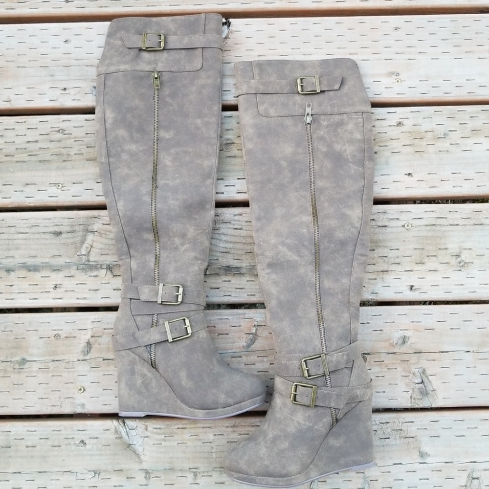 New Tall Wedge Suade Boots
